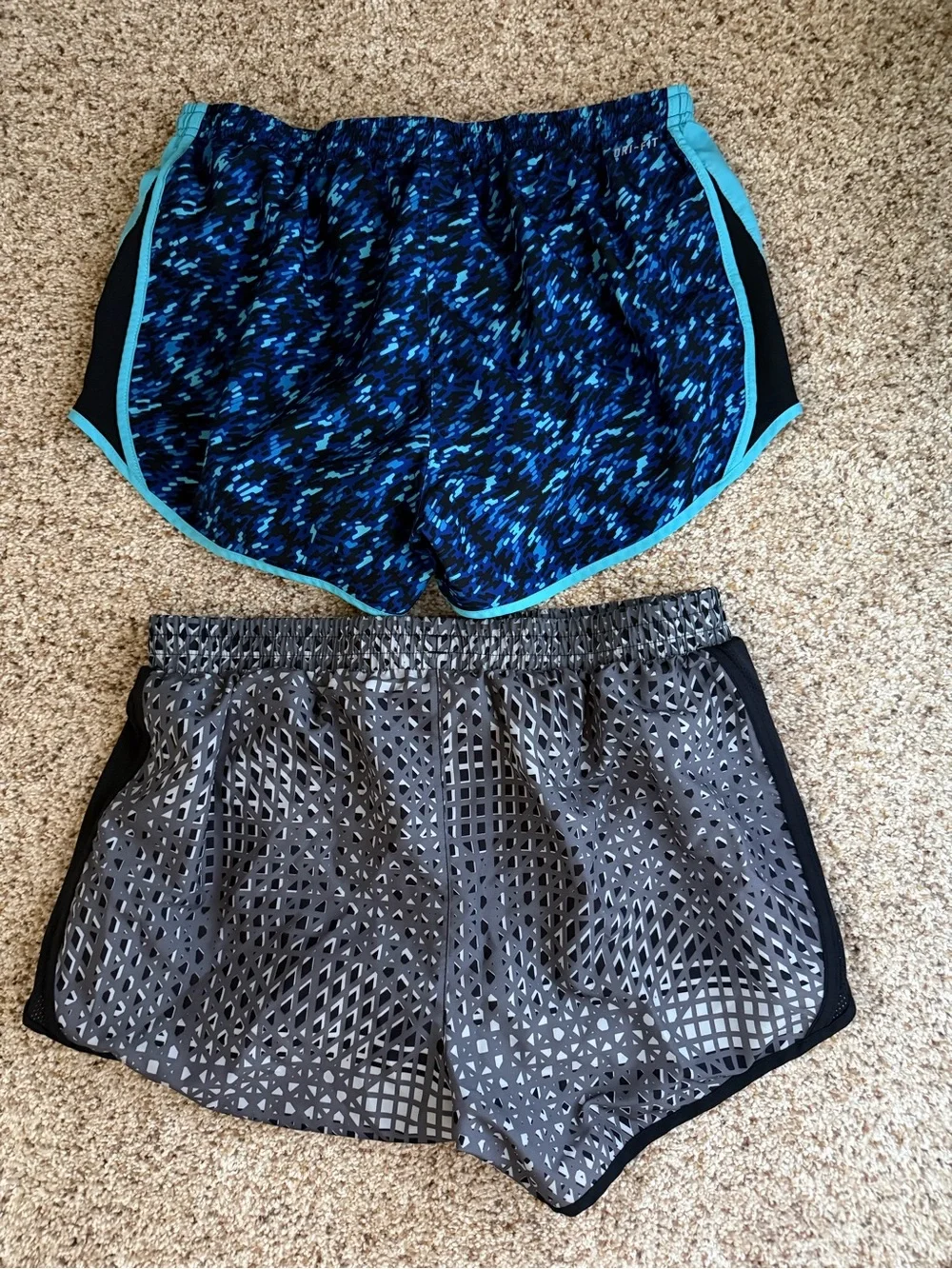 Nike Women's Blue Pattern & Gray Printed Athletic Shorts Duo